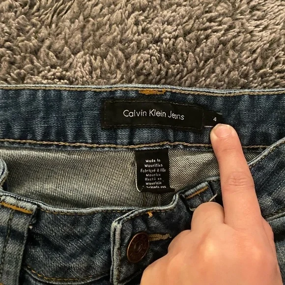 CALVIN KLEIN Women’s Vintage Lean Bootcut Jeans - Picture 9 of 16